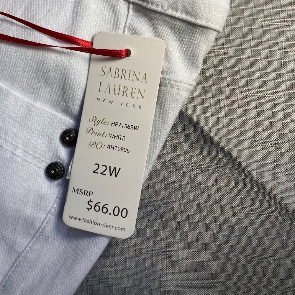 NWT sabrina lauren skinny fit stretch jean bermuda white short - Picture 12 of 15